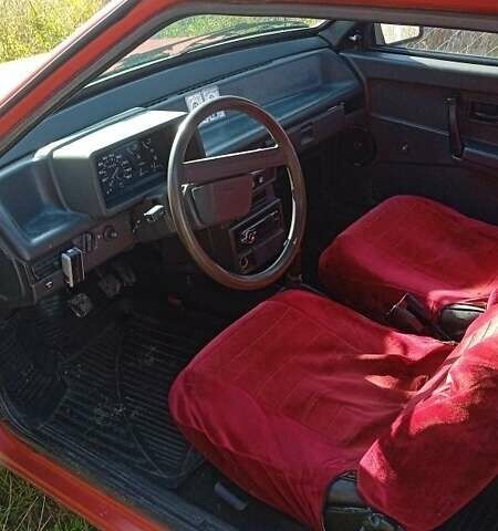 Красный ВАЗ 2108, объемом двигателя 1.3 л и пробегом 176 тыс. км за 1000 $, фото 2 на Automoto.ua