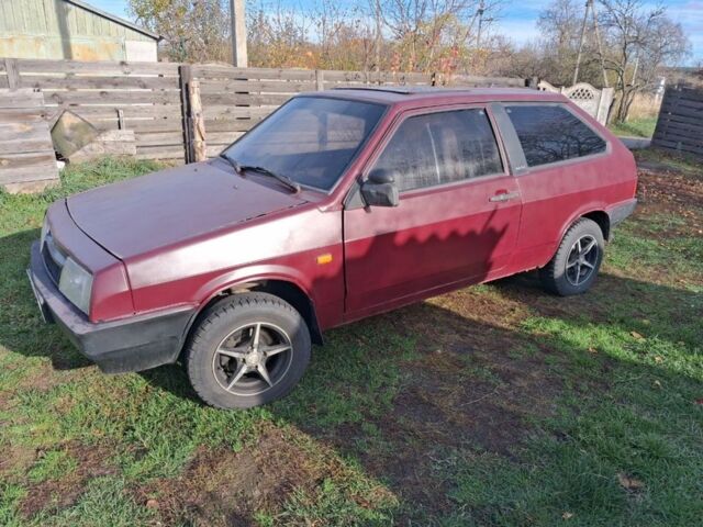 Красный ВАЗ 2108, объемом двигателя 1.5 л и пробегом 3 тыс. км за 590 $, фото 2 на Automoto.ua