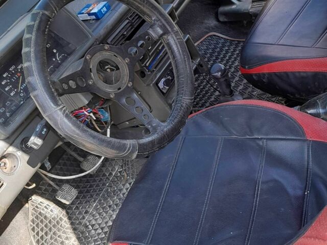 Красный ВАЗ 2108, объемом двигателя 0 л и пробегом 100 тыс. км за 700 $, фото 5 на Automoto.ua