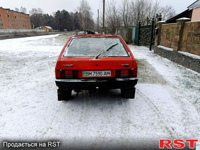 Красный ВАЗ 2108, объемом двигателя 1.5 л и пробегом 100 тыс. км за 1000 $, фото 2 на Automoto.ua