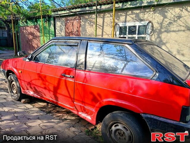 Красный ВАЗ 2108, объемом двигателя 1.5 л и пробегом 0 тыс. км за 620 $, фото 2 на Automoto.ua