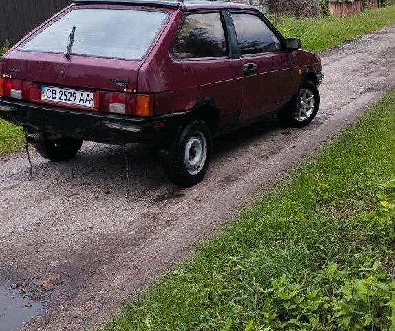 Красный ВАЗ 2108, объемом двигателя 1 л и пробегом 1 тыс. км за 604 $, фото 6 на Automoto.ua