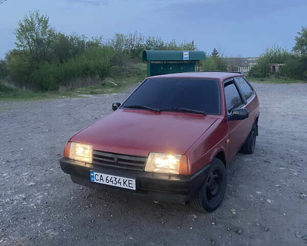 Красный ВАЗ 2108, объемом двигателя 1.5 л и пробегом 190 тыс. км за 479 $, фото 4 на Automoto.ua