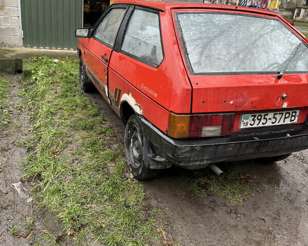 Красный ВАЗ 2108, объемом двигателя 1.3 л и пробегом 77 тыс. км за 500 $, фото 4 на Automoto.ua