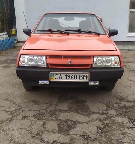 Красный ВАЗ 2108, объемом двигателя 1.1 л и пробегом 89 тыс. км за 1150 $, фото 1 на Automoto.ua