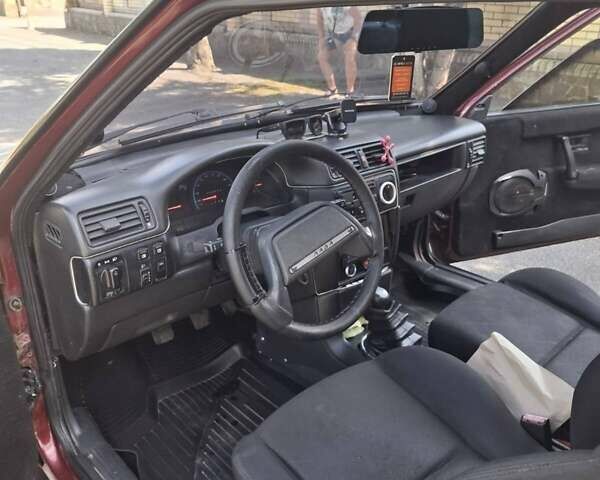Красный ВАЗ 2108, объемом двигателя 1.6 л и пробегом 200 тыс. км за 1500 $, фото 2 на Automoto.ua