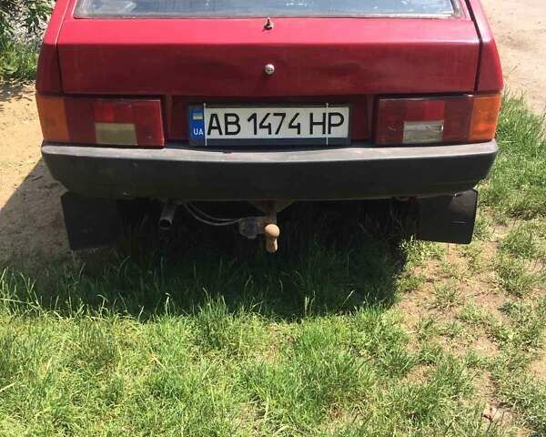 Красный ВАЗ 2108, объемом двигателя 1.3 л и пробегом 250 тыс. км за 1100 $, фото 1 на Automoto.ua