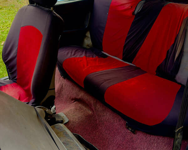 Красный ВАЗ 2108, объемом двигателя 0 л и пробегом 200 тыс. км за 850 $, фото 5 на Automoto.ua