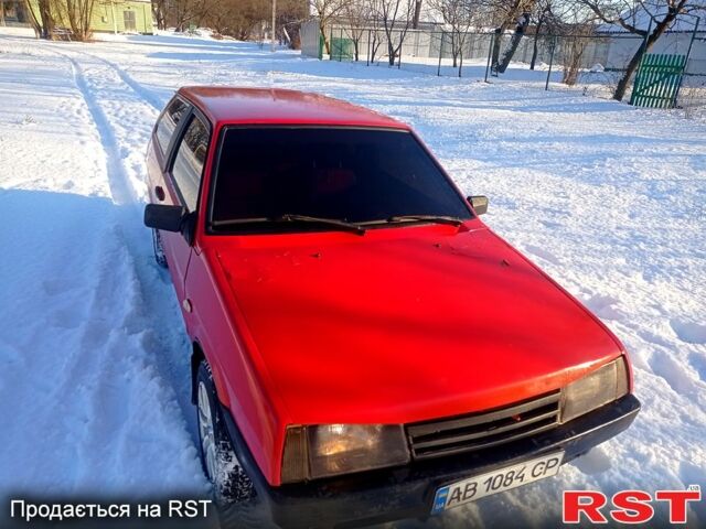 Красный ВАЗ 2108, объемом двигателя 1.3 л и пробегом 80 тыс. км за 1100 $, фото 8 на Automoto.ua