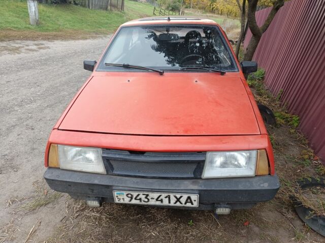 Красный ВАЗ 2108, объемом двигателя 1.3 л и пробегом 1 тыс. км за 800 $, фото 6 на Automoto.ua