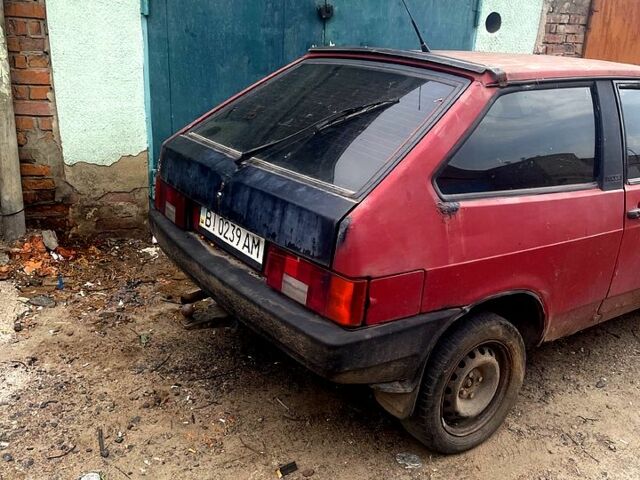 Красный ВАЗ 2108, объемом двигателя 1.3 л и пробегом 250 тыс. км за 600 $, фото 3 на Automoto.ua