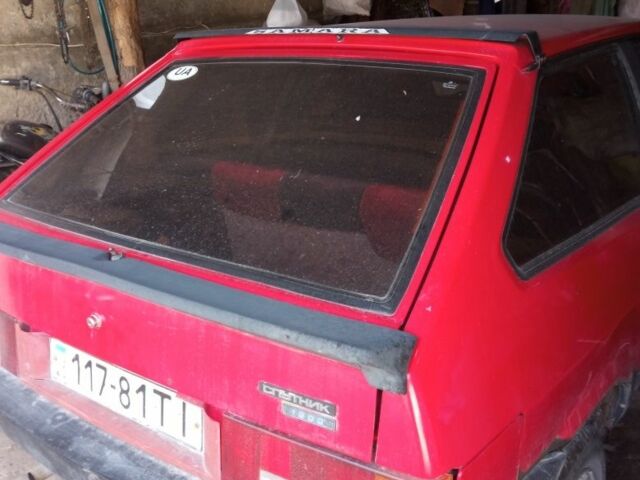 Красный ВАЗ 2108, объемом двигателя 1.3 л и пробегом 350 тыс. км за 1000 $, фото 2 на Automoto.ua