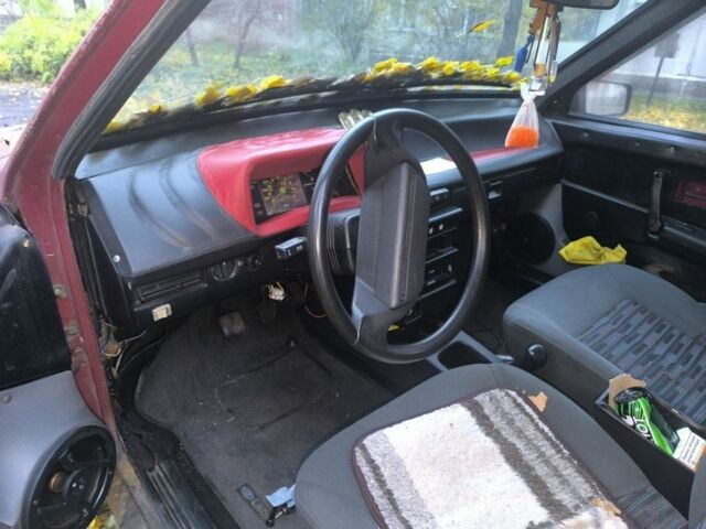 Червоний ВАЗ 2108, об'ємом двигуна 0 л та пробігом 100 тис. км за 500 $, фото 4 на Automoto.ua