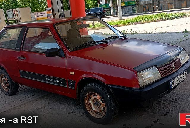 Красный ВАЗ 2108, объемом двигателя 1.5 л и пробегом 0 тыс. км за 910 $, фото 1 на Automoto.ua