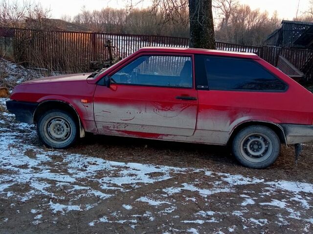 Красный ВАЗ 2108, объемом двигателя 1.5 л и пробегом 0 тыс. км за 700 $, фото 3 на Automoto.ua