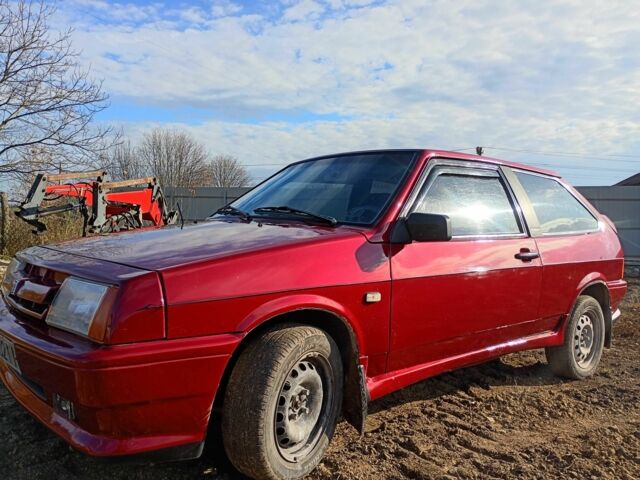 Красный ВАЗ 2108, объемом двигателя 1.5 л и пробегом 150 тыс. км за 1499 $, фото 6 на Automoto.ua