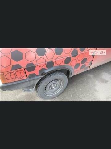 Красный ВАЗ 2108, объемом двигателя 1.1 л и пробегом 120 тыс. км за 800 $, фото 2 на Automoto.ua