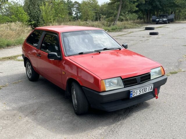 Красный ВАЗ 2108, объемом двигателя 1.6 л и пробегом 300 тыс. км за 1700 $, фото 1 на Automoto.ua