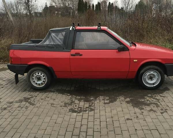 Красный ВАЗ 2108, объемом двигателя 1.3 л и пробегом 158 тыс. км за 900 $, фото 1 на Automoto.ua