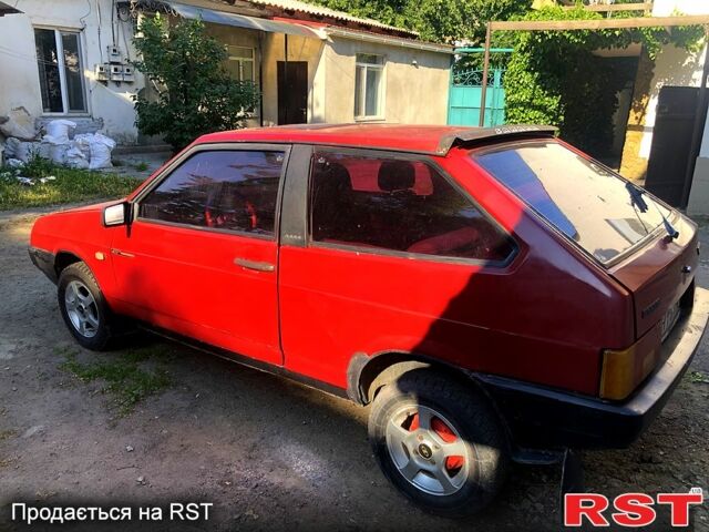 Красный ВАЗ 2108, объемом двигателя 1.3 л и пробегом 120 тыс. км за 750 $, фото 1 на Automoto.ua