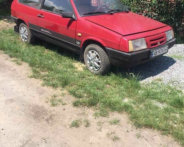 Красный ВАЗ 2108, объемом двигателя 1.3 л и пробегом 250 тыс. км за 1100 $, фото 2 на Automoto.ua