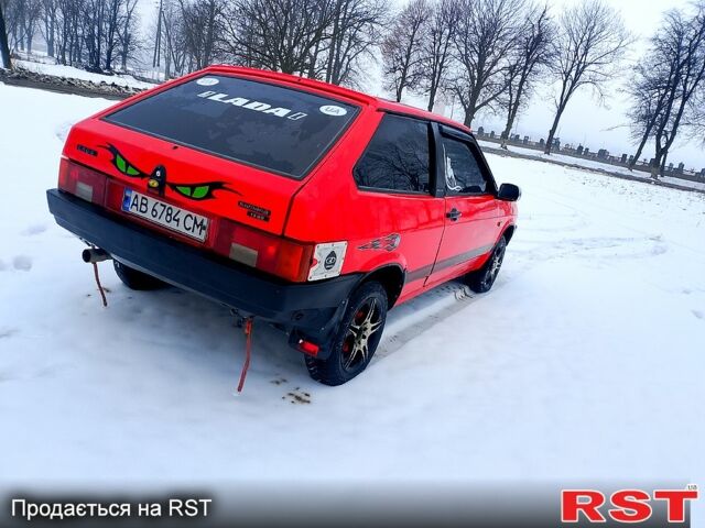 Красный ВАЗ 2108, объемом двигателя 1.3 л и пробегом 147 тыс. км за 1450 $, фото 4 на Automoto.ua