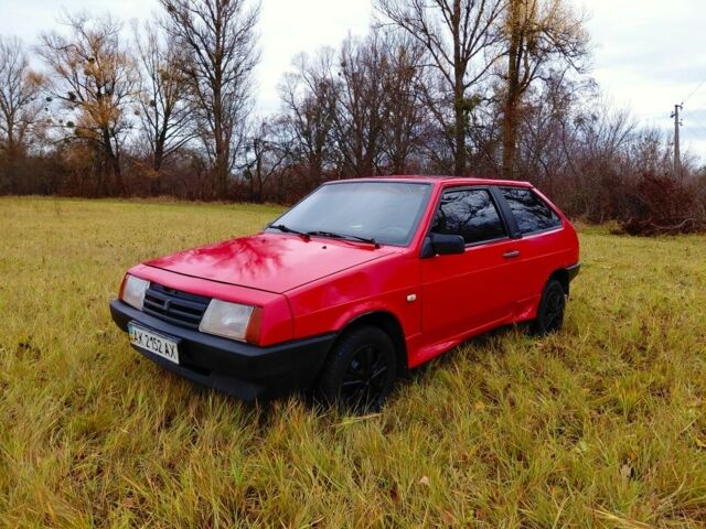 ВАЗ 2108 1992 в Харькове на Automoto.ua Красный ВАЗ 2108, объемом двигателя 1.6 л и пробегом 100 тыс. км за 1000 $, фото 1 на Automoto.ua
