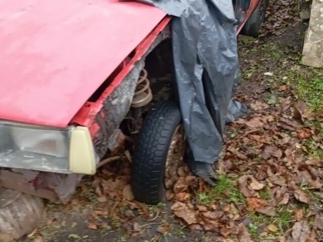 Красный ВАЗ 2108, объемом двигателя 0 л и пробегом 24 тыс. км за 250 $, фото 5 на Automoto.ua