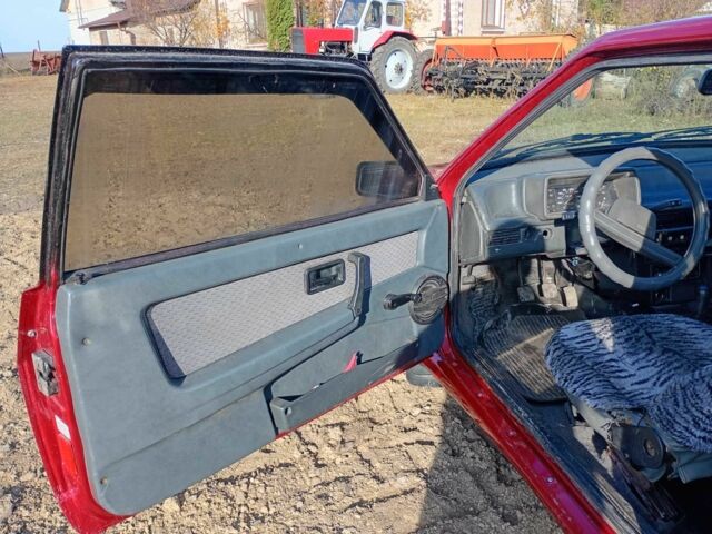 Красный ВАЗ 2108, объемом двигателя 1.5 л и пробегом 150 тыс. км за 1499 $, фото 23 на Automoto.ua