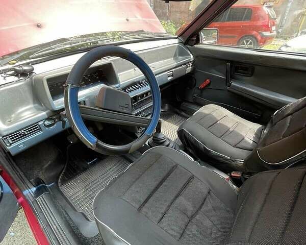 Красный ВАЗ 2108, объемом двигателя 1.3 л и пробегом 140 тыс. км за 1400 $, фото 3 на Automoto.ua