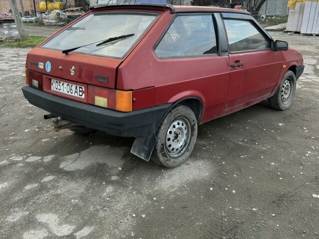 Красный ВАЗ 2108, объемом двигателя 1.5 л и пробегом 1000 тыс. км за 700 $, фото 3 на Automoto.ua
