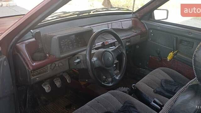 Красный ВАЗ 2108, объемом двигателя 1.5 л и пробегом 138 тыс. км за 990 $, фото 1 на Automoto.ua