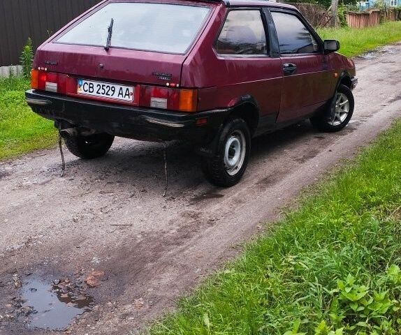 Красный ВАЗ 2108, объемом двигателя 1 л и пробегом 1 тыс. км за 604 $, фото 5 на Automoto.ua