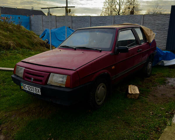 Красный ВАЗ 2108, объемом двигателя 0 л и пробегом 200 тыс. км за 850 $, фото 1 на Automoto.ua