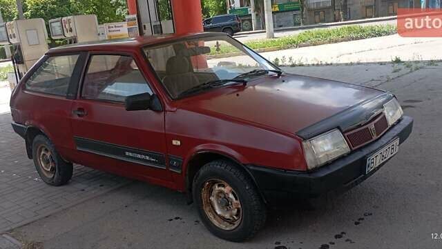 Красный ВАЗ 2108, объемом двигателя 1.5 л и пробегом 138 тыс. км за 990 $, фото 7 на Automoto.ua