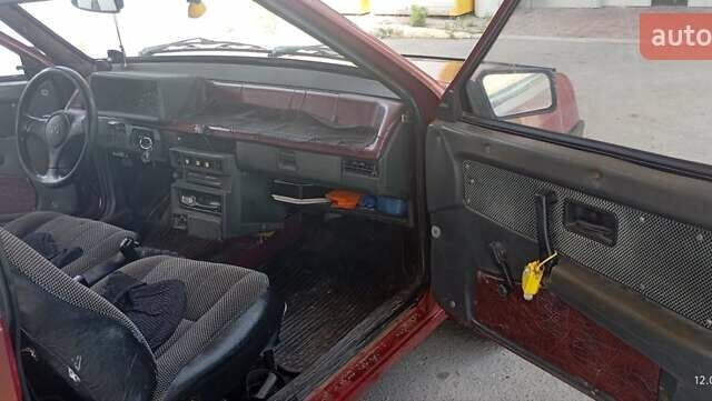 Красный ВАЗ 2108, объемом двигателя 1.5 л и пробегом 138 тыс. км за 990 $, фото 6 на Automoto.ua