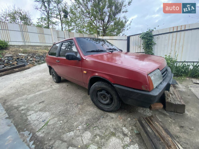 Красный ВАЗ 2108, объемом двигателя 1.5 л и пробегом 190 тыс. км за 479 $, фото 1 на Automoto.ua