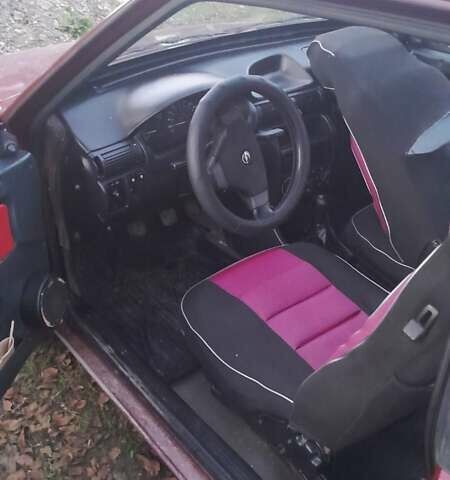 Красный ВАЗ 2108, объемом двигателя 1.1 л и пробегом 285 тыс. км за 1100 $, фото 10 на Automoto.ua