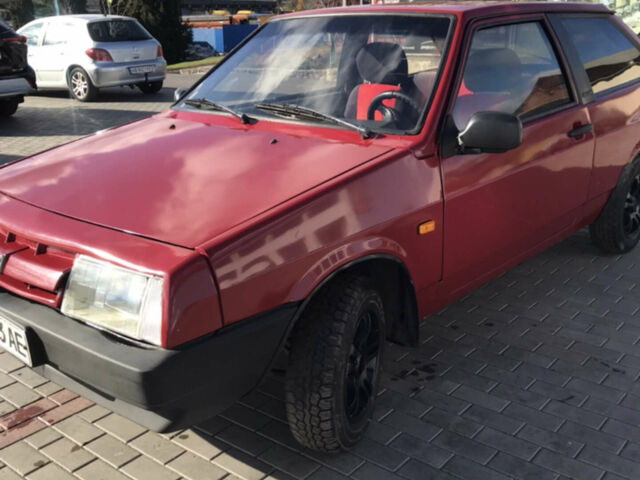 Красный ВАЗ 2108, объемом двигателя 1.3 л и пробегом 90 тыс. км за 1300 $, фото 4 на Automoto.ua
