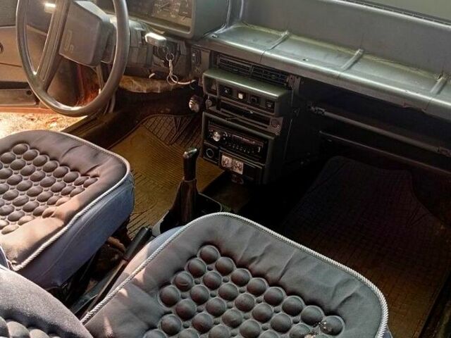 Красный ВАЗ 2108, объемом двигателя 1.5 л и пробегом 240 тыс. км за 870 $, фото 2 на Automoto.ua