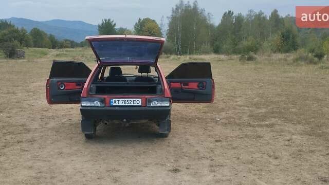 Красный ВАЗ 2108, объемом двигателя 1.5 л и пробегом 120 тыс. км за 650 $, фото 1 на Automoto.ua