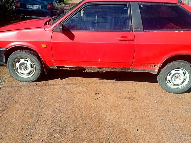 ВАЗ 2108 1993 в Коростене на Automoto.ua Красный ВАЗ 2108, объемом двигателя 1.5 л и пробегом 0 тыс. км за 500 $, фото 5 на Automoto.ua
