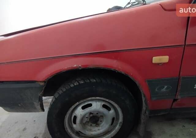 ВАЗ 2108 1993 в Виннице на Automoto.ua Красный ВАЗ 2108, объемом двигателя 1.5 л и пробегом 91 тыс. км за 1000 $, фото 10 на Automoto.ua