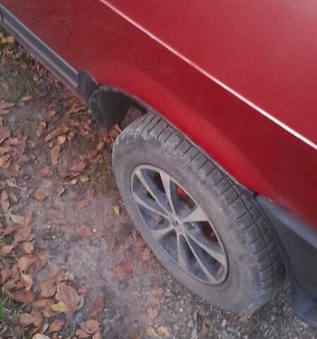 Красный ВАЗ 2108, объемом двигателя 1.1 л и пробегом 285 тыс. км за 1100 $, фото 9 на Automoto.ua