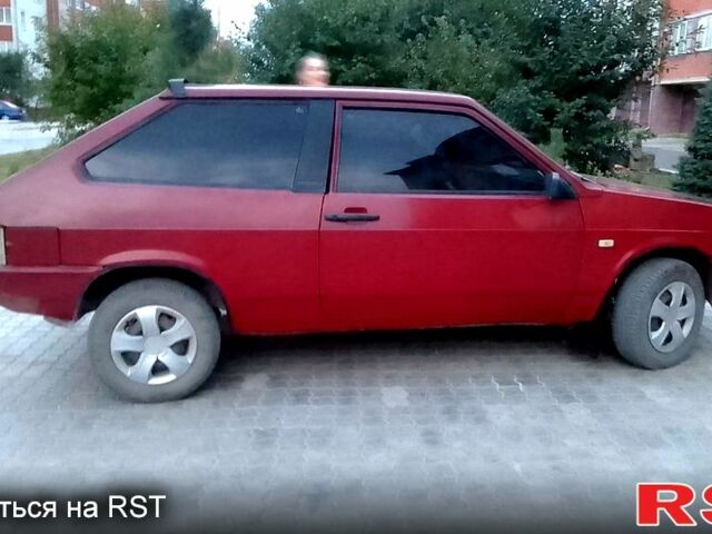 Красный ВАЗ 2108, объемом двигателя 1.5 л и пробегом 240 тыс. км за 870 $, фото 1 на Automoto.ua