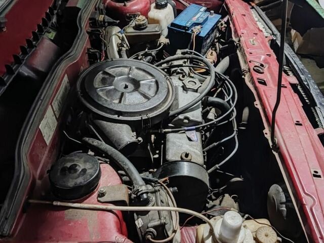 Красный ВАЗ 2108, объемом двигателя 1.5 л и пробегом 240 тыс. км за 1350 $, фото 4 на Automoto.ua