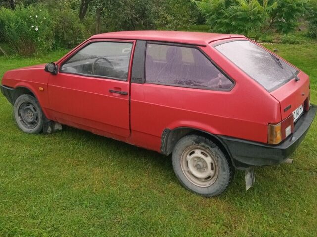 Красный ВАЗ 2108, объемом двигателя 1.5 л и пробегом 102 тыс. км за 591 $, фото 1 на Automoto.ua