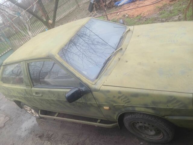 Красный ВАЗ 2108, объемом двигателя 1.5 л и пробегом 100 тыс. км за 750 $, фото 1 на Automoto.ua