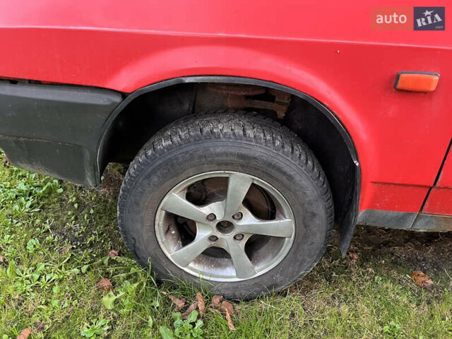 Червоний ВАЗ 2108, об'ємом двигуна 1.1 л та пробігом 71 тис. км за 710 $, фото 4 на Automoto.ua