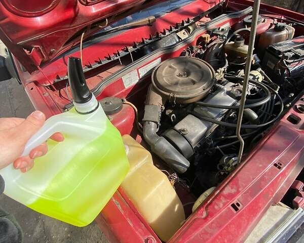 Красный ВАЗ 2108, объемом двигателя 1.3 л и пробегом 65 тыс. км за 1200 $, фото 5 на Automoto.ua